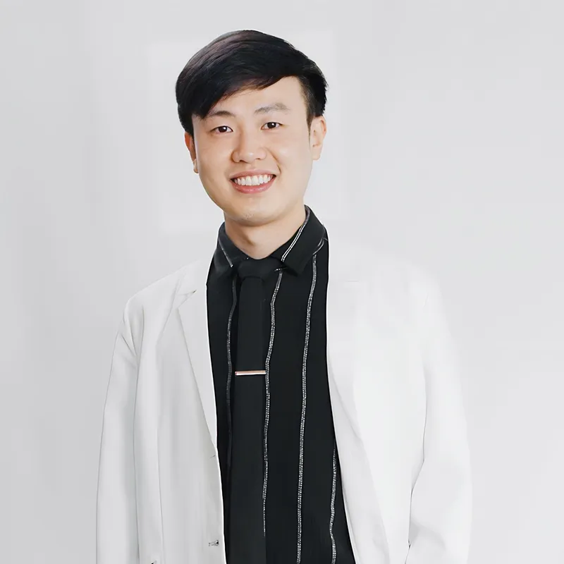 Dr. Harry Liu